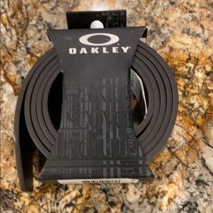 Oakley belt